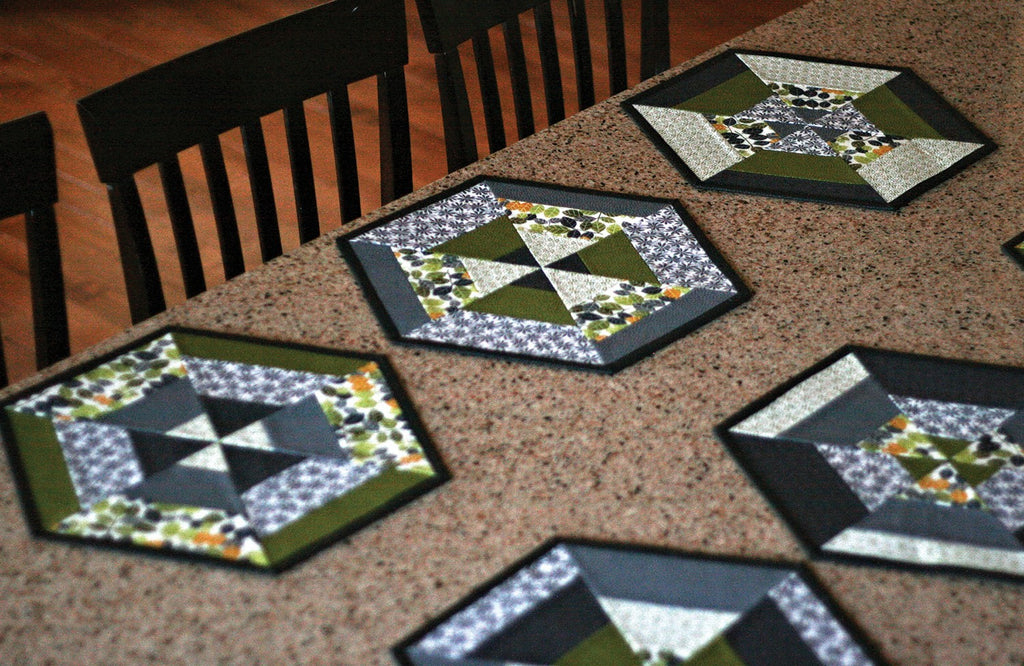 Hexie Placemats - pattern CLPGER001 Pattern GE Designs   